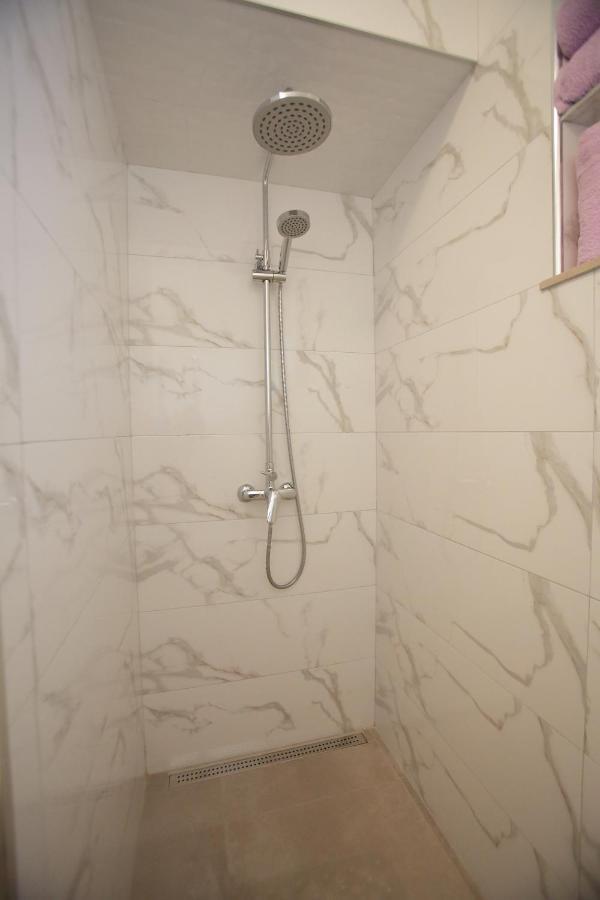 Apartman Luka Appartement Split Buitenkant foto