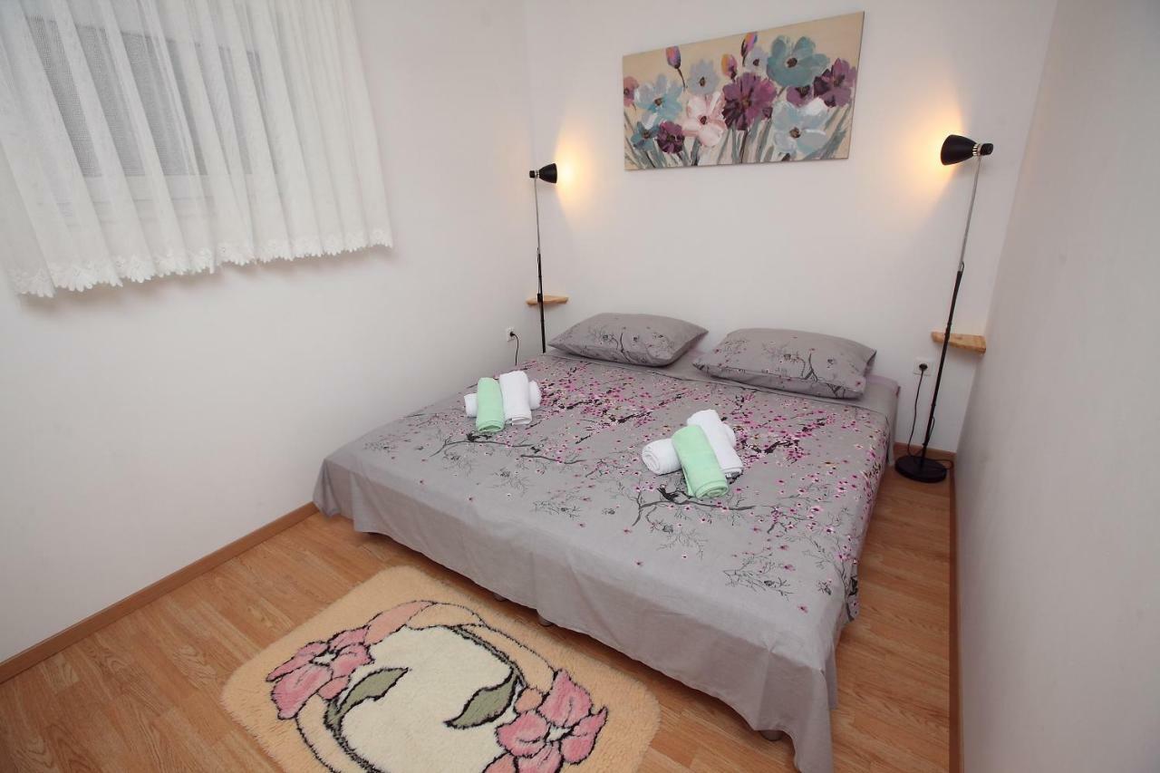 Apartman Luka Appartement Split Buitenkant foto